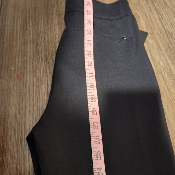 Tuckernuck Black Compression September Pant NWT Med - Picture 11 of 11